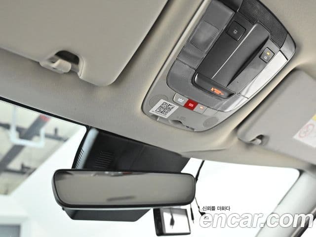 Kia Sportage 2023 — фото 17 из 20