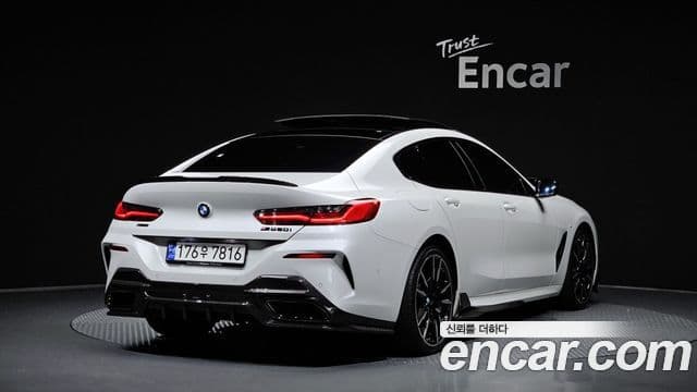 BMW 8 Series 2024 — фото 1 из 20