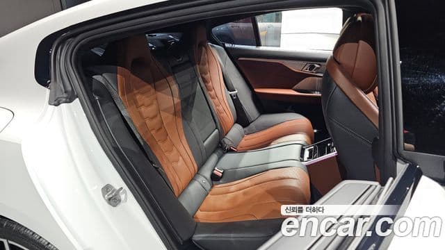 BMW 8 Series 2024 — ფოტო 11/20