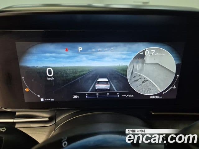 Kia Carnival 2022 — ფოტო 5/18