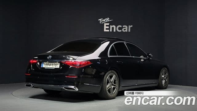 Mercedes-Benz S-Class 2021 — фото 2 из 20