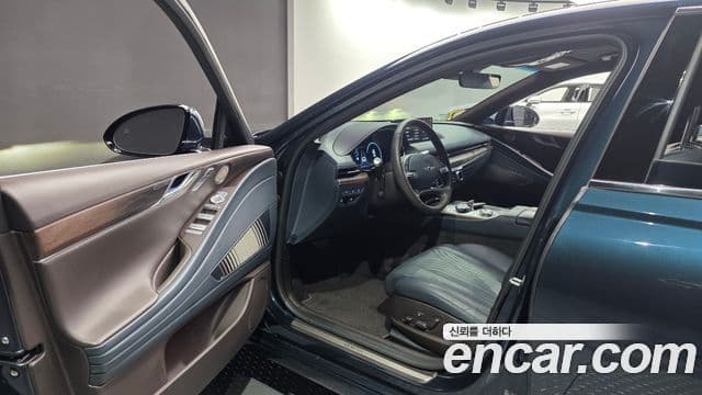Genesis Electrified G80 2024 — фото 10 из 20