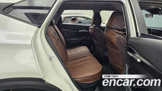 Kia Seltos 2023 — ფოტო 12/20
