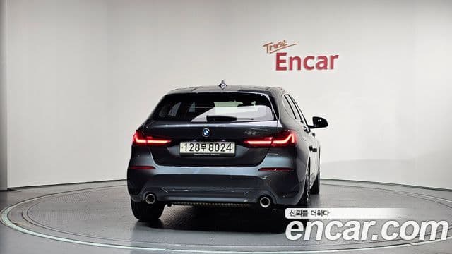 BMW 1 Series 2021 — ფოტო 4/20