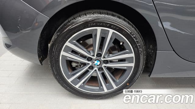 BMW 1 Series 2021 — фото 5 из 20