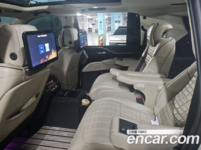 Cadillac Escalade 2023 — фото 6 из 20