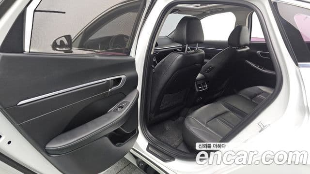 Hyundai Sonata 2019 — фото 12 из 20