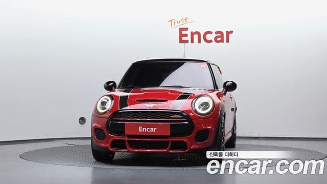 Mini Cooper S 2019 — Şəkil 18/32