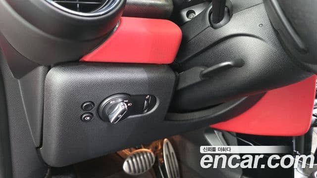 Mini Cooper S 2019 — Şəkil 11/32