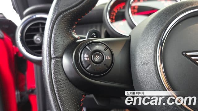 Mini Cooper S 2019 — Şəkil 1/32