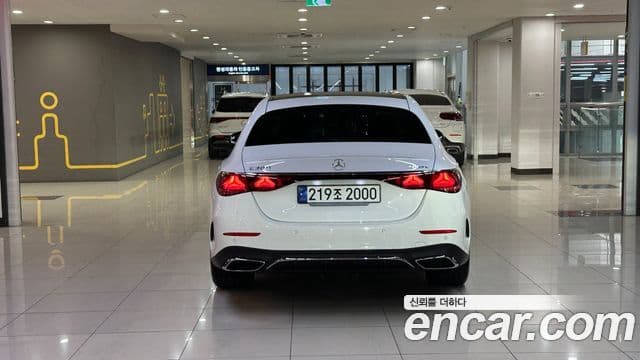 Mercedes-Benz E-Class 2025 — ფოტო 3/20