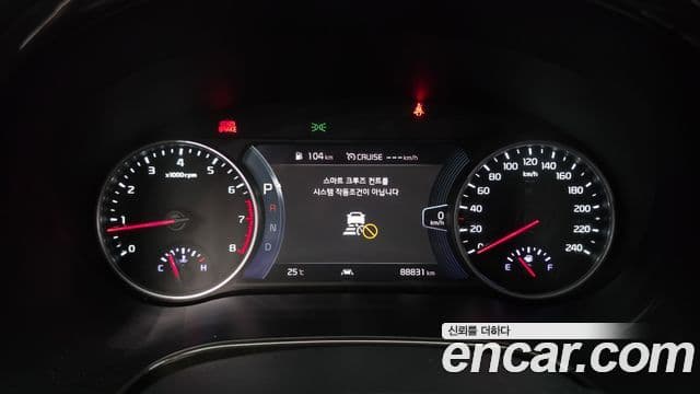 Kia Seltos 2022 — ფოტო 8/20
