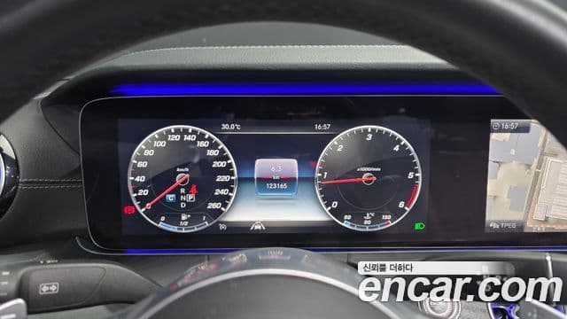 Mercedes-Benz E-Class 2020 — Şəkil 8/20