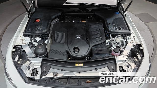 Mercedes-Benz CLS-Class 2020 — Photo 29/30