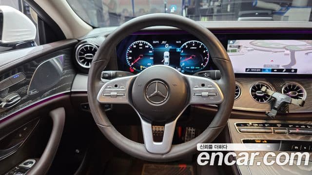 Mercedes-Benz CLS-Class 2020 — Photo 7/30