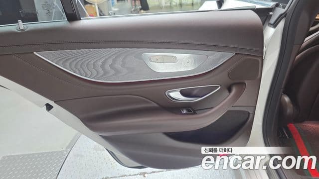 Mercedes-Benz CLS-Class 2020 — Photo 5/30