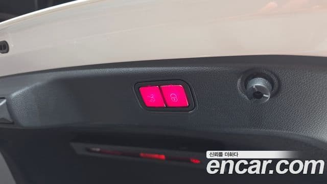 Mercedes-Benz CLS-Class 2020 — Photo 23/30