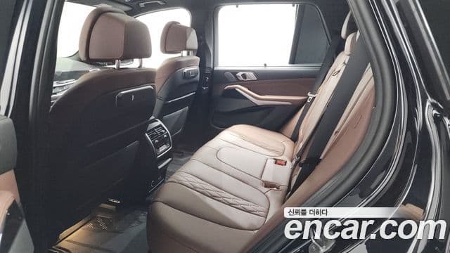 BMW X5 2023 — Photo 25/35