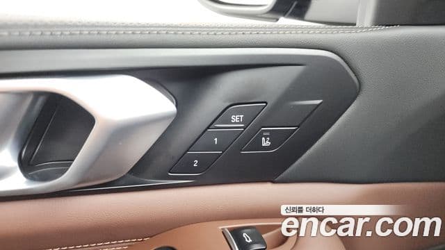 BMW X5 2023 — Photo 23/35