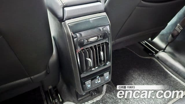 Jeep Compass 2022 — Фото 17/20