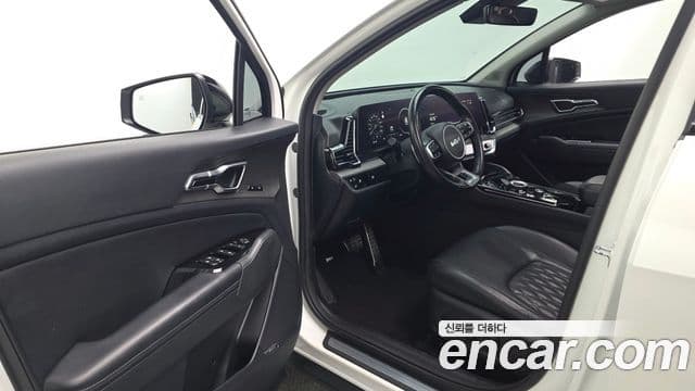 Kia Sportage 2022 — Фото 11/20