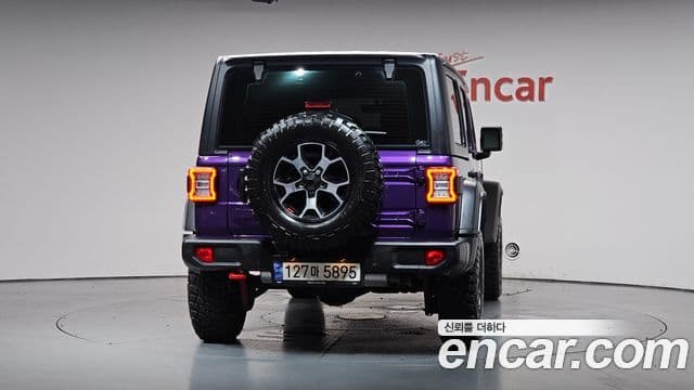 Jeep Wrangler 2023 — Фото 4/20