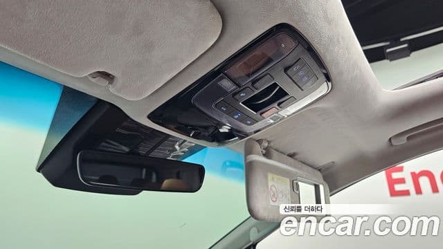Hyundai Staria 2025 — Фото 19/20