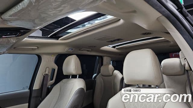 Kia Carnival 2022 — Şəkil 16/20