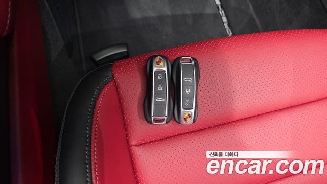Porsche 911 2025 — Photo 14/35