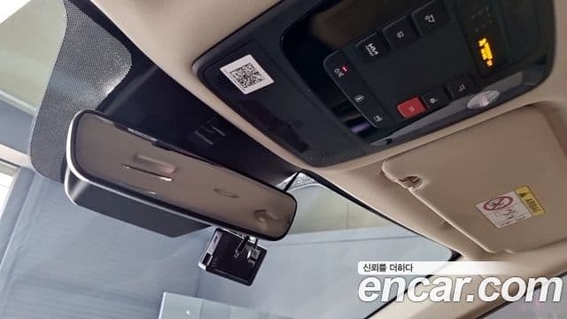 Kia Carnival 2022 — фото 14 из 18