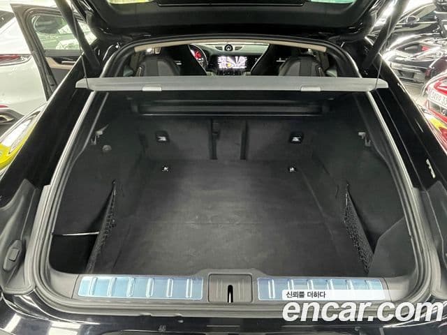 Porsche Panamera 2024 — Şəkil 18/20
