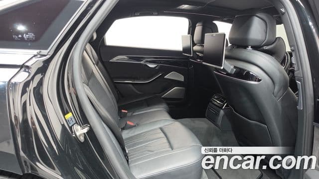 Audi A8 2020 — Şəkil 8/20