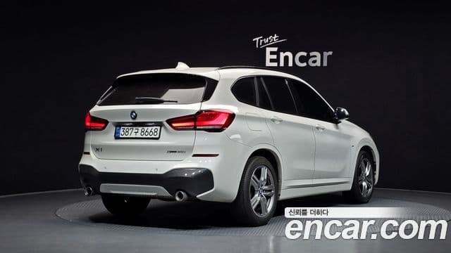 BMW X1 2020 — Фото 2/20