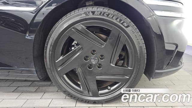 Genesis G90 2025 — Şəkil 27/33