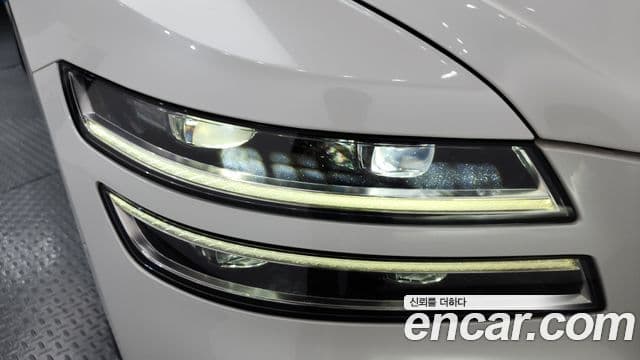 Genesis G80 2020 — Photo 23/36