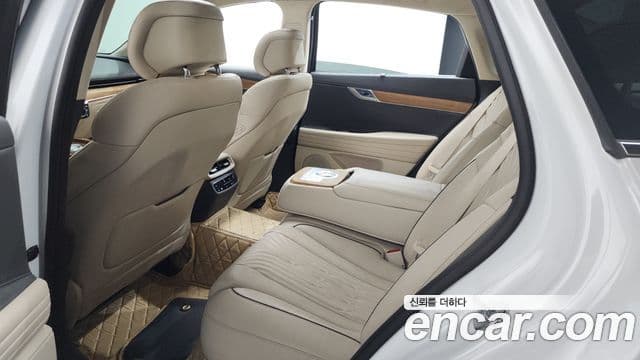 Genesis G80 2020 — Photo 29/36