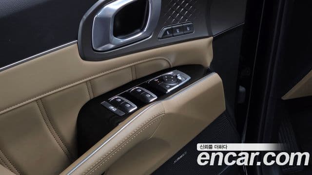Kia Sorento 2024 — ფოტო 15/20