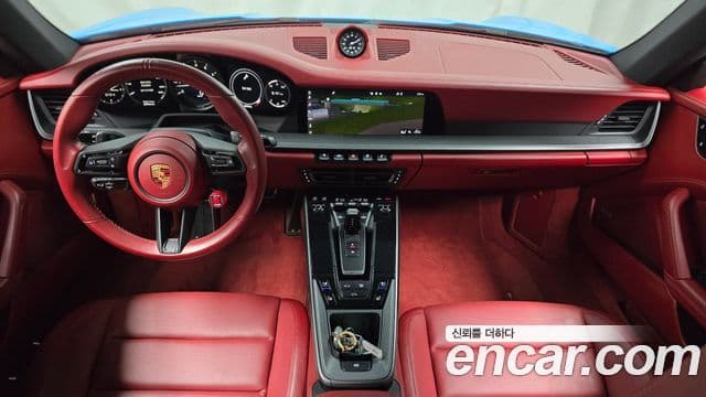 Porsche 911 2020 — Photo 23/33