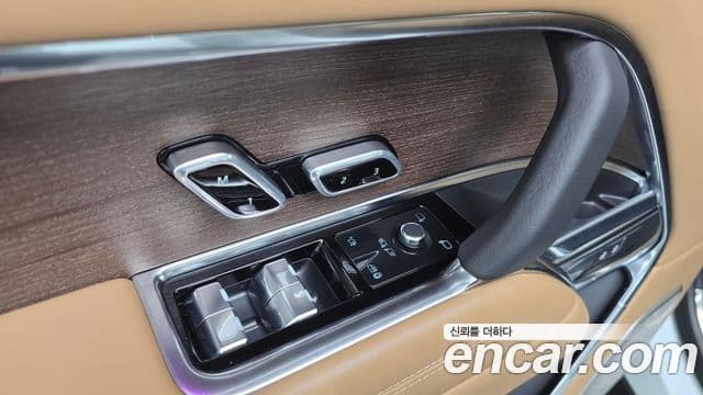 Land Rover Range Rover 2024 — ფოტო 41/41