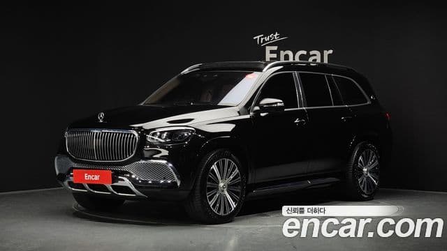 Mercedes-Benz GLS-Class 2023 — Photo 1/40