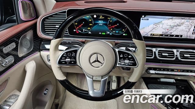 Mercedes-Benz GLS-Class 2023 — Photo 31/40