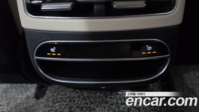 Genesis GV70 2023 — Şəkil 24/36