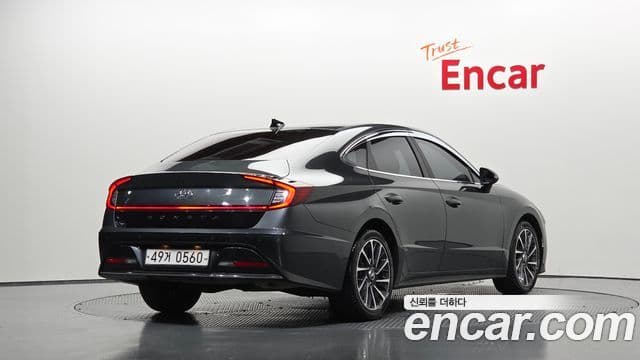 Hyundai Sonata Hybrid 2019 — Şəkil 26/30