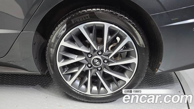 Hyundai Sonata Hybrid 2019 — Şəkil 12/30