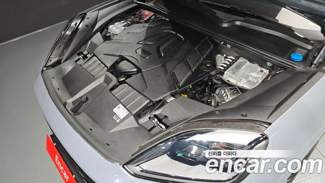 Porsche Cayenne 2024 — Photo 21/38