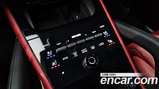 Porsche Cayenne 2024 — Photo 3/38