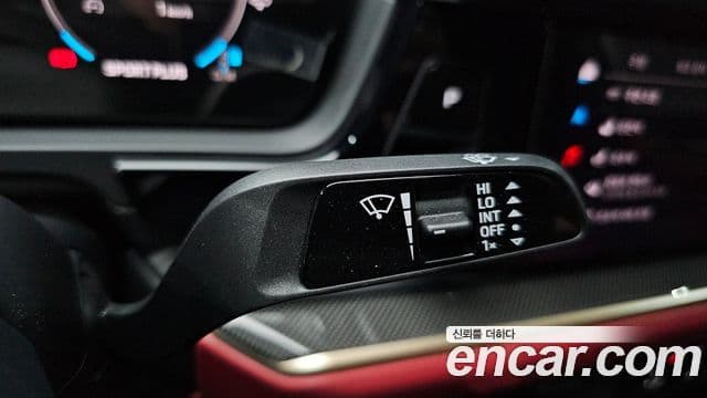 Porsche Cayenne 2024 — Photo 24/38