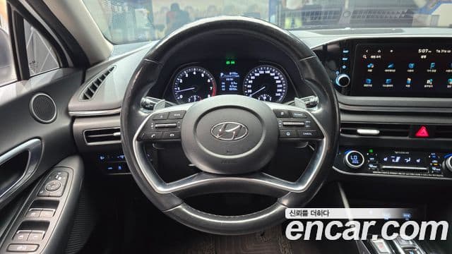 Hyundai Sonata 2020 — Фото 13/20