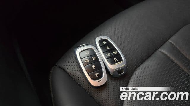 Hyundai Sonata Hybrid 2020 — Şəkil 2/30
