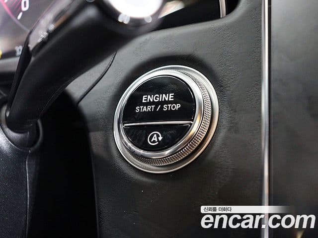 Mercedes-Benz E-Class 2025 — ფოტო 20/20